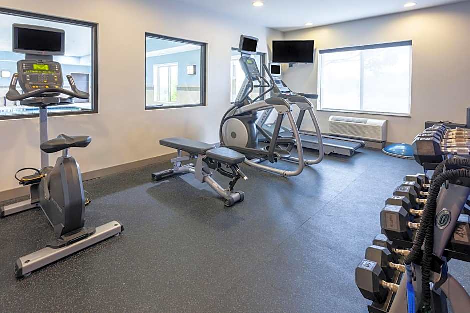 Holiday Inn Express Hotel & Suites Dewitt - Syracuse By IHG