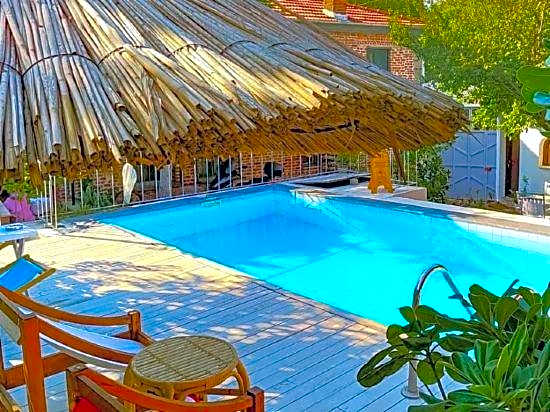 Attalos Suites Hotel