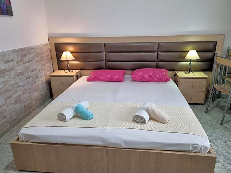 Anna Christina Apartments