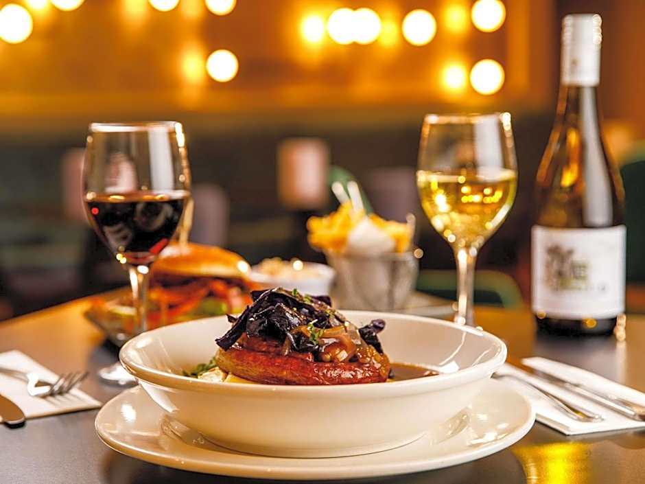 Mercure Birmingham West Hotel