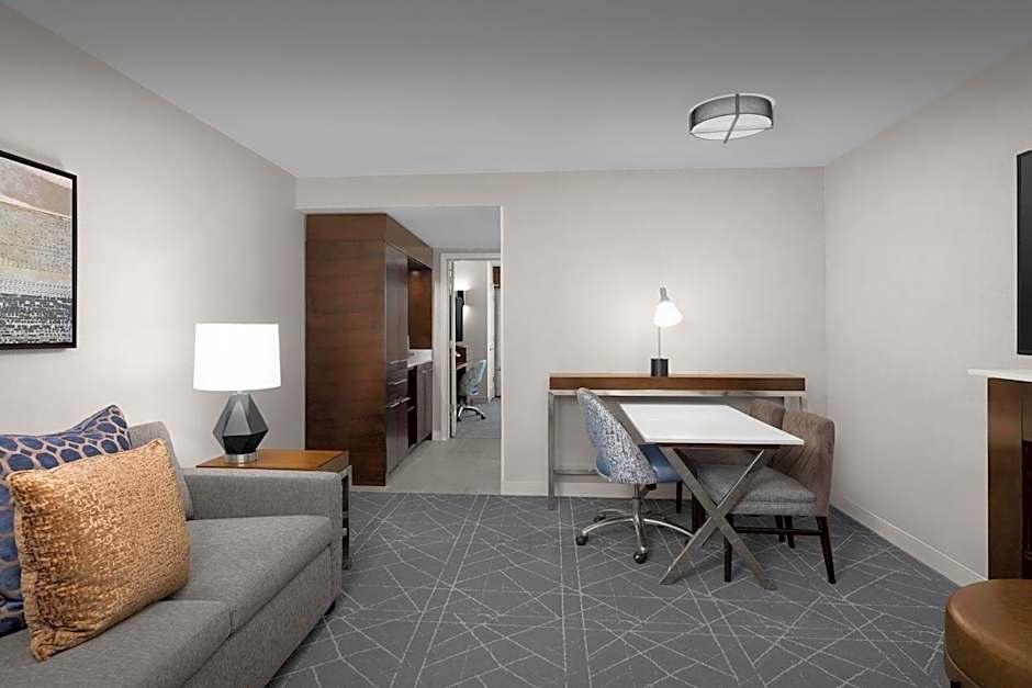 Embassy Suites By Hilton Kennesaw