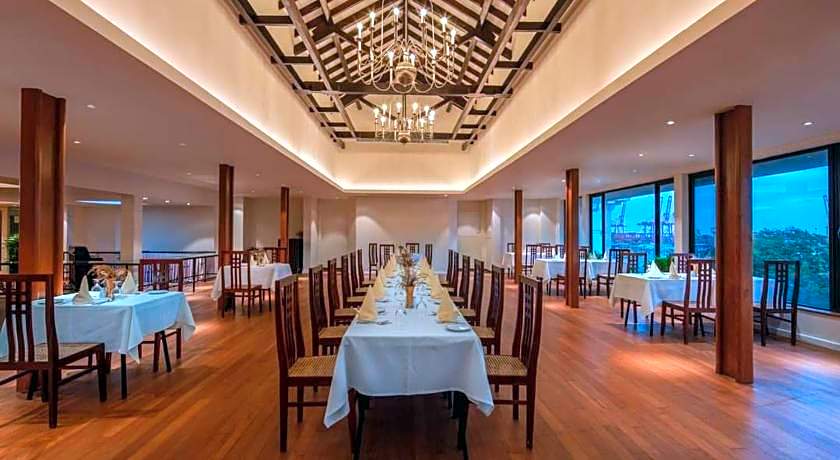 Grand Oriental Hotel