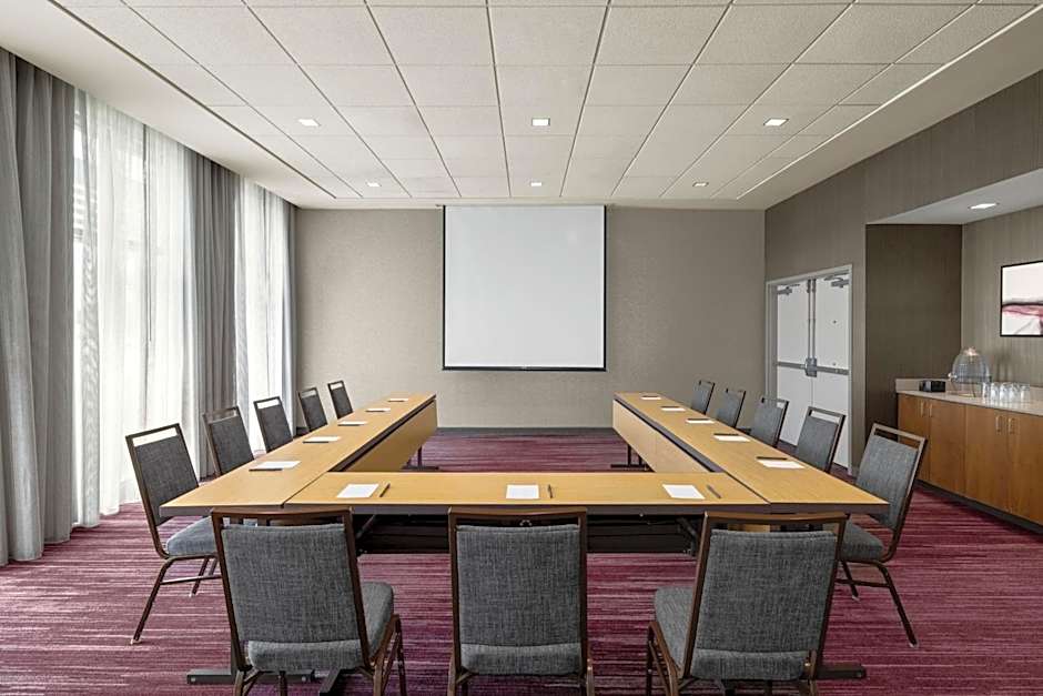 Courtyard by Marriott Omaha East/Council Bluffs, IA