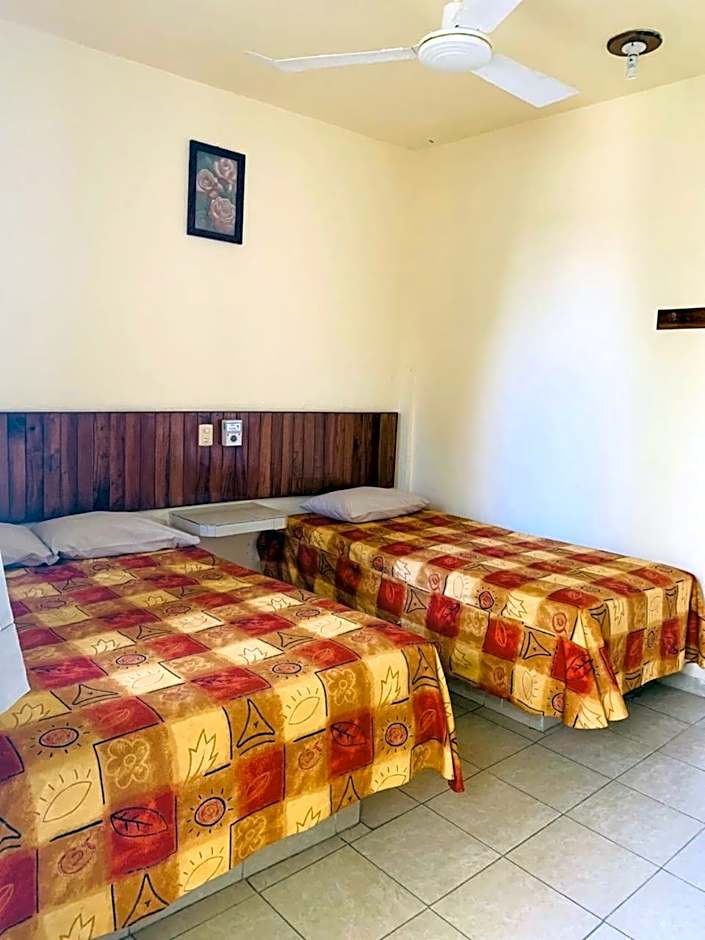 Hotel Sociedad y Maristas