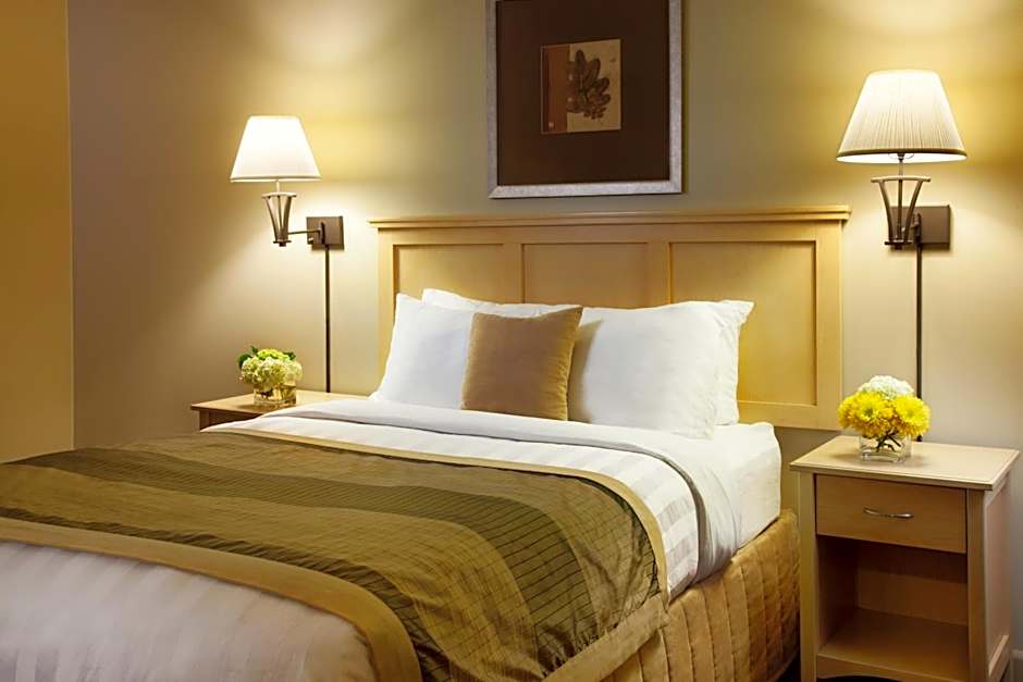 Clearwater Suite Hotel