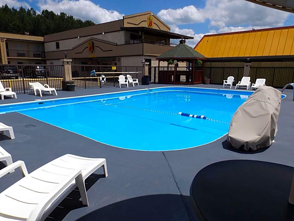 Super 8 by Wyndham Monticello AR