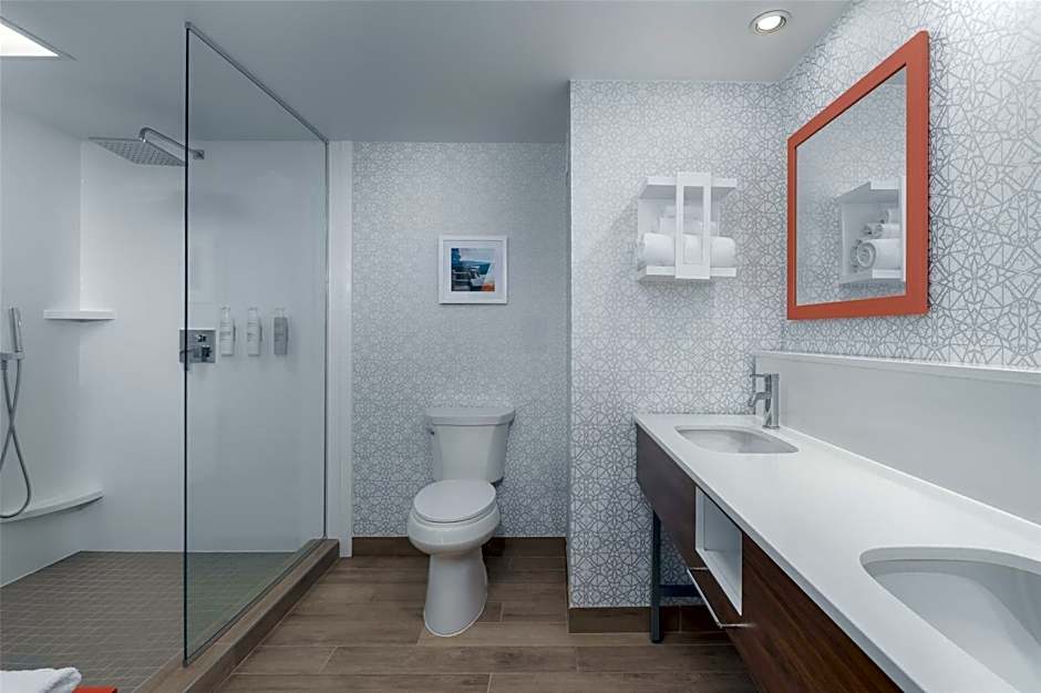 Hampton Inn By Hilton Altoona