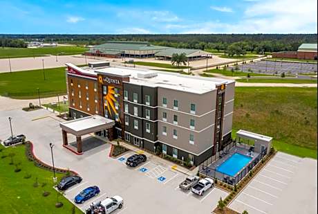 Hawthorn Extended Stay by Wyndham Sulphur Lake Charles