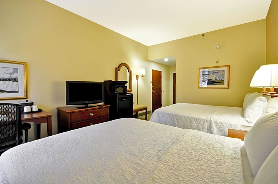 Hampton Inn & Suites Charleston-West Ashley