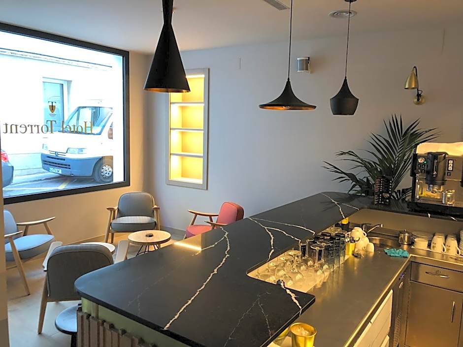 HOTEL TORRENT