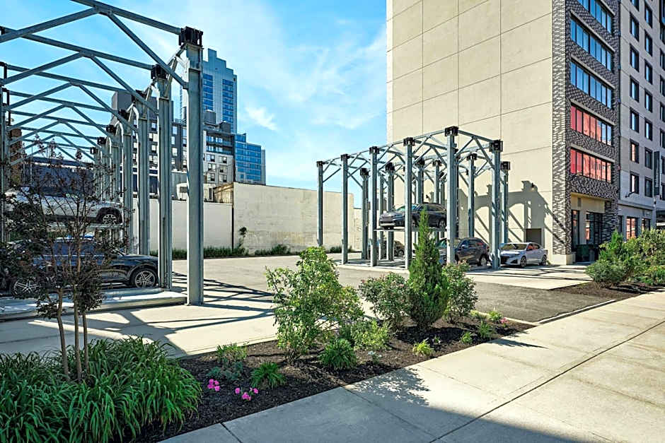 SpringHill Suites by Marriott New York Queens