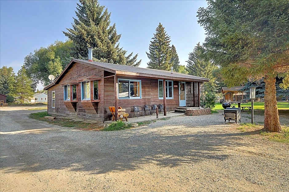 Vista Court Cabins & Lodge