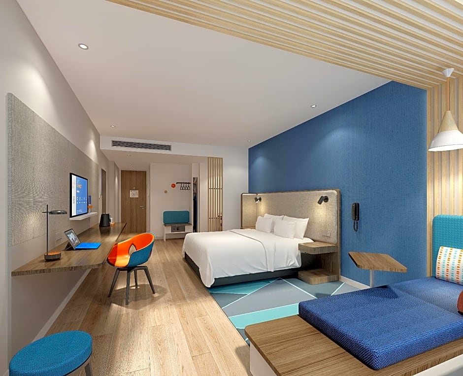 Holiday Inn Express Pinghu, an IHG Hotel