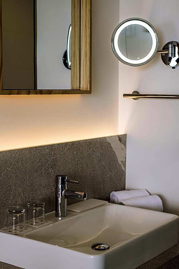 AYA Seahotel - Adults Only