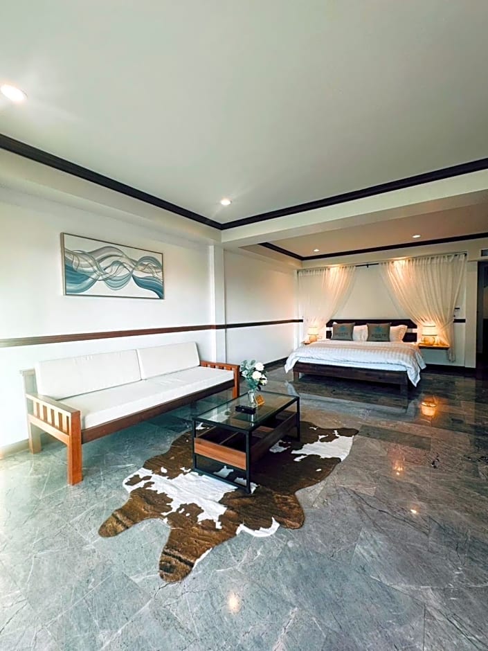 Ocean Pie Phuket - Adult Only