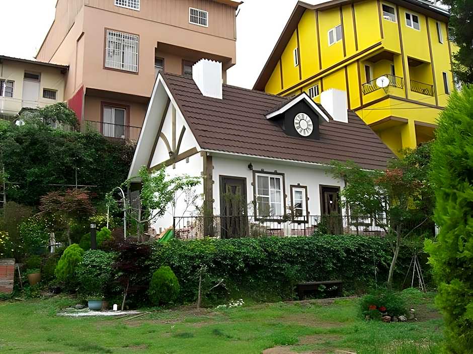 31 Homestay