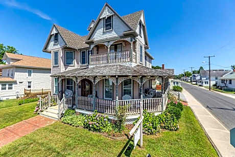 Inn at Poplar Corner B&B on Chincoteague Island