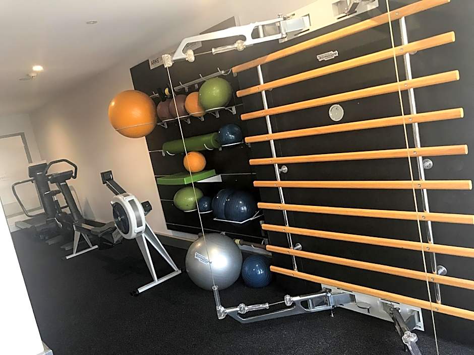 Crown on Darby Apartment