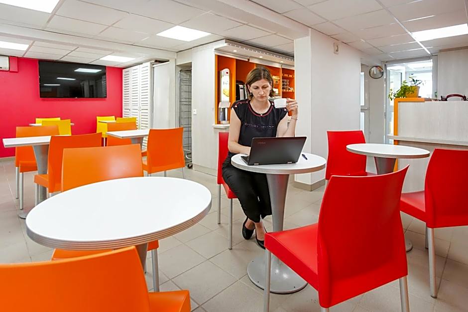 Première Classe Villejust