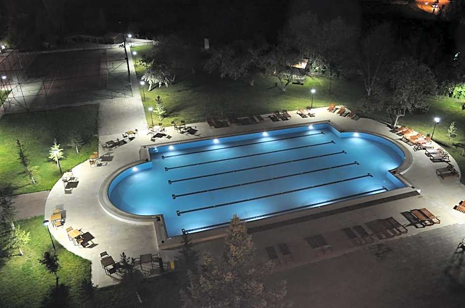 CONNECT THERMAL HOTEL