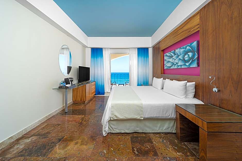Altitude by Krystal Grand Los Cabos - All Inclusive