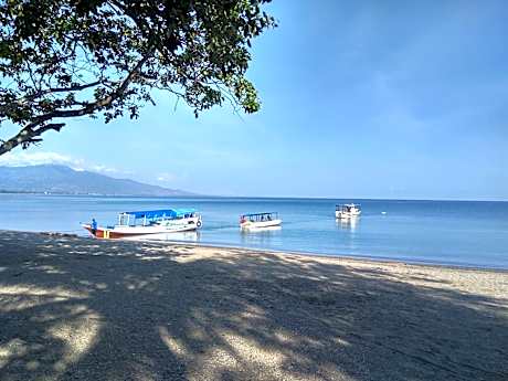Sea World Club Beach Resort & Dive Center