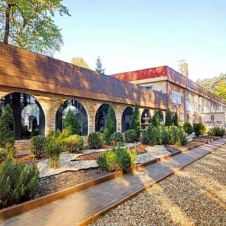 Öreg-tó Hotel és Rendezvénytér