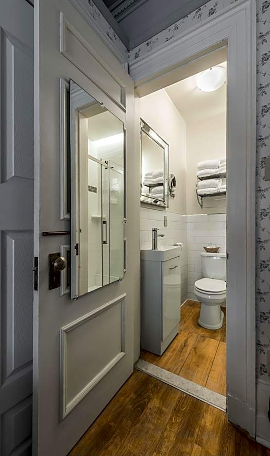 Le Chateau de Pierre - Par Aneyro