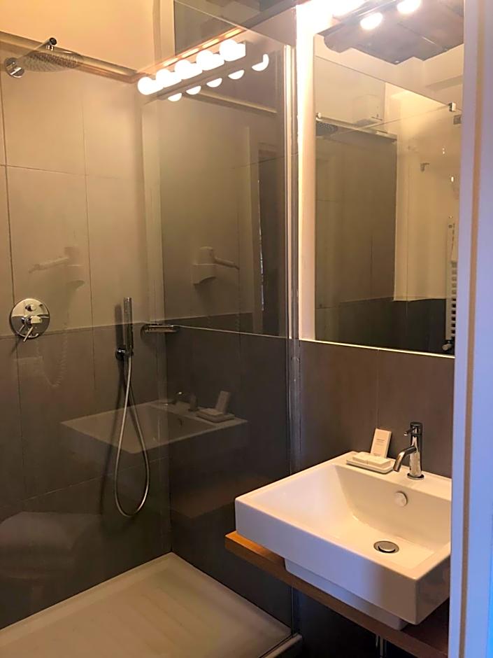 Giuturna Boutique Hotel