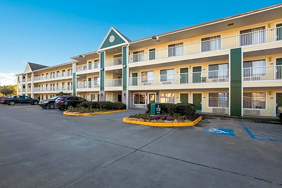 Hometowne Studios Lake Charles - Sulphur