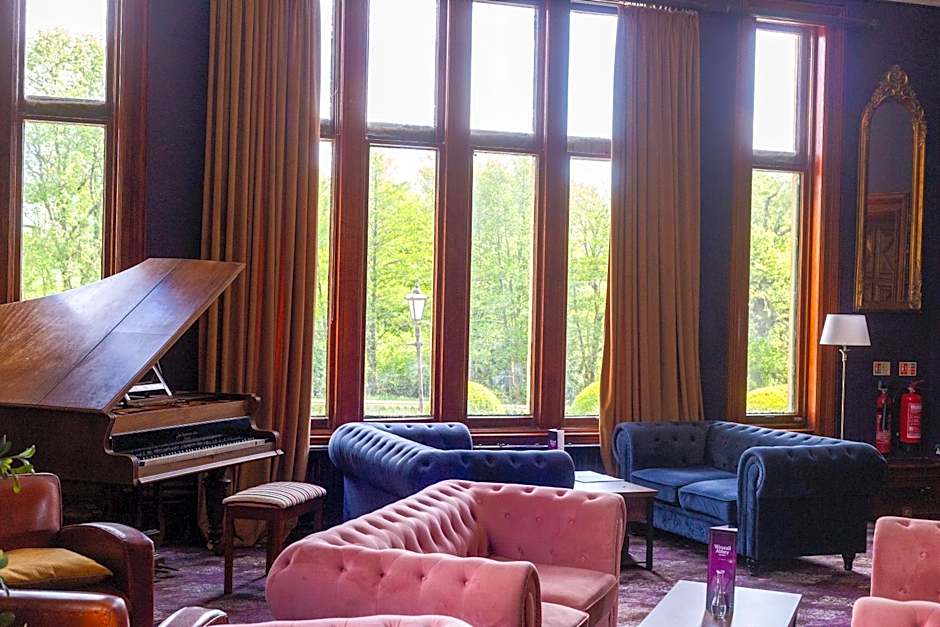 Wroxall Abbey Hotel & Estate