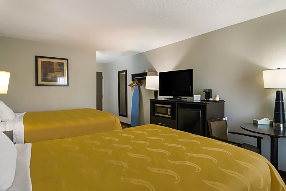 Quality Inn Aurora - Naperville Area