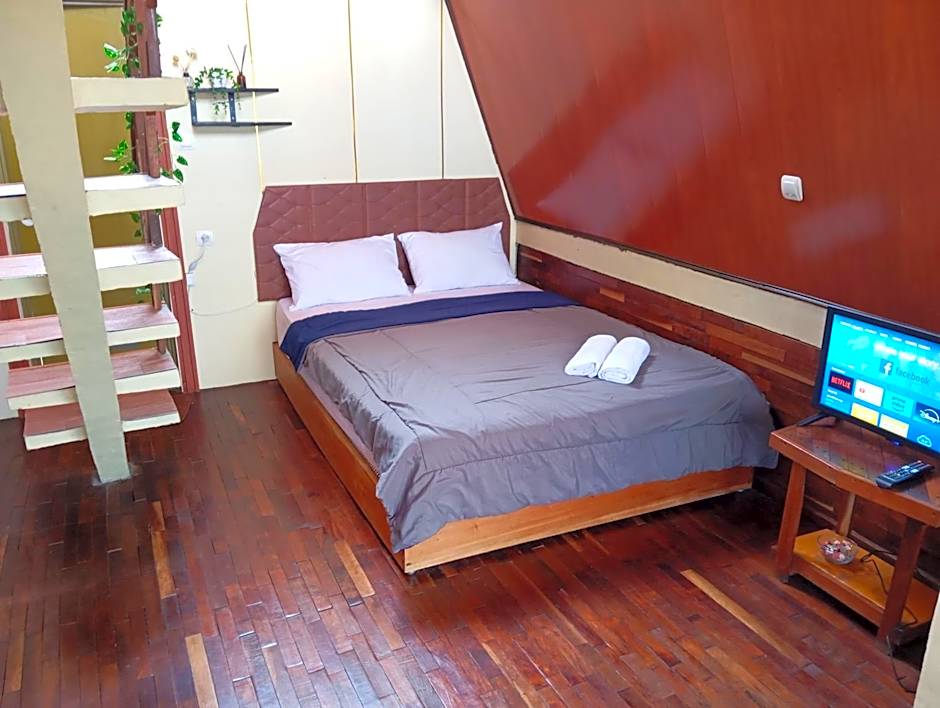 Agora Home