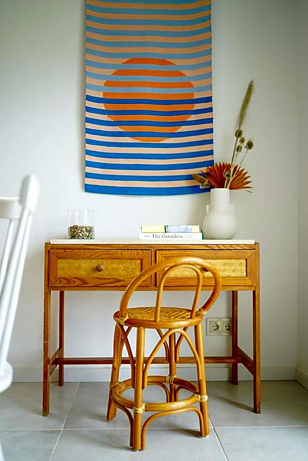 Birds of Paradise - Boutique Surf Lodge