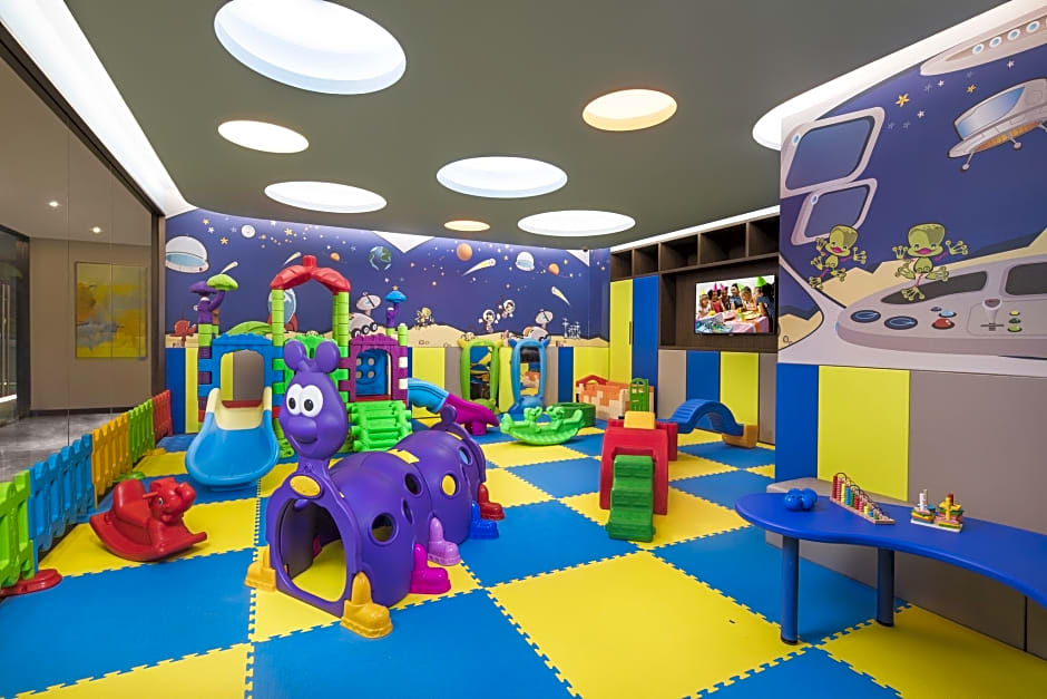 Somerset Swan Lake Hefei