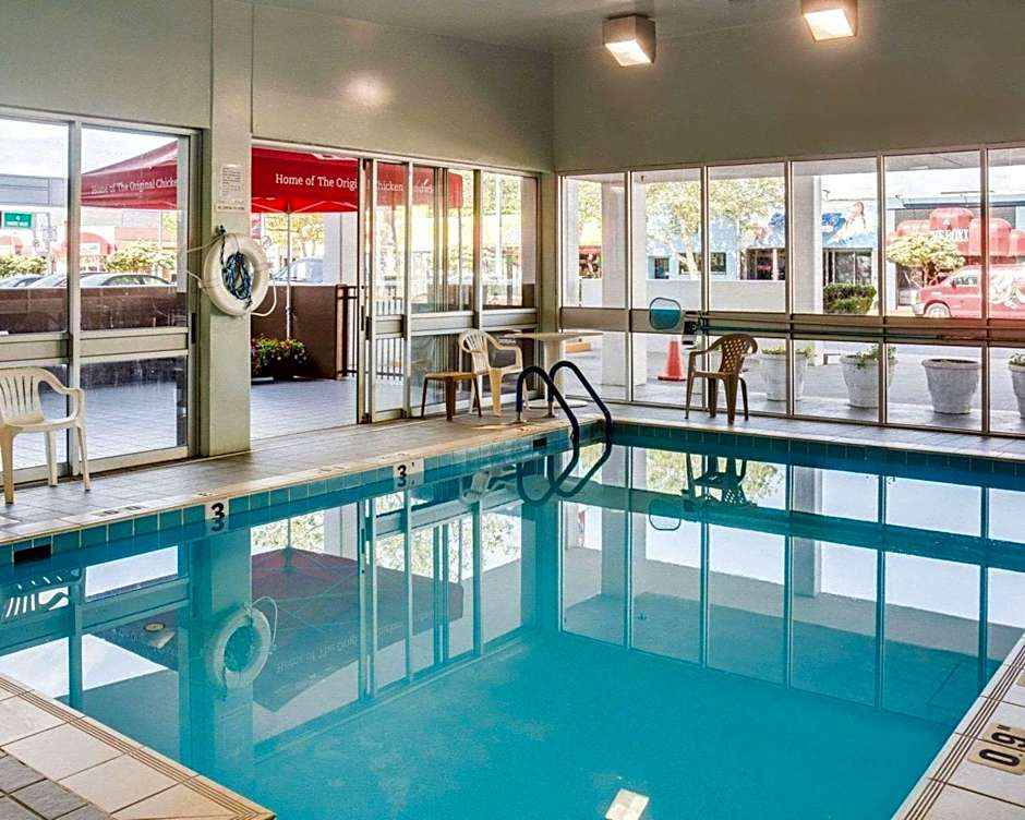 Seaview Hotel