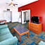 La Quinta Inn & Suites by Wyndham Mid-City