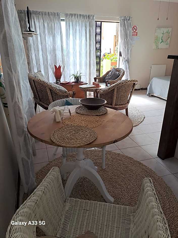 A1 Kynaston Guest House bed and breakfast or self catering