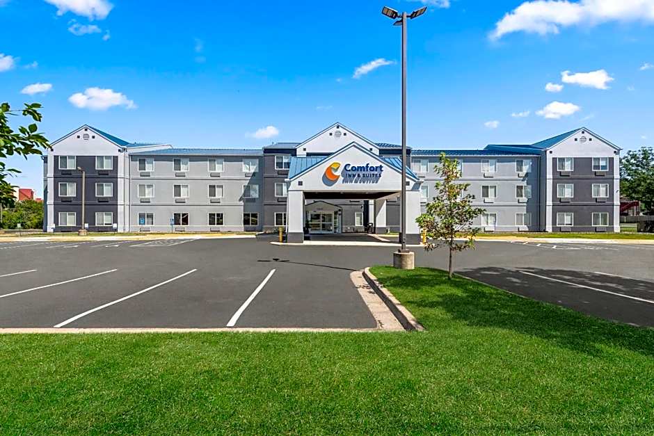 Comfort Inn & Suites Olathe - Kansas City