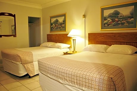 Tulip Motel