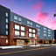 La Quinta Inn & Suites by Wyndham Chattanooga Downtown/South