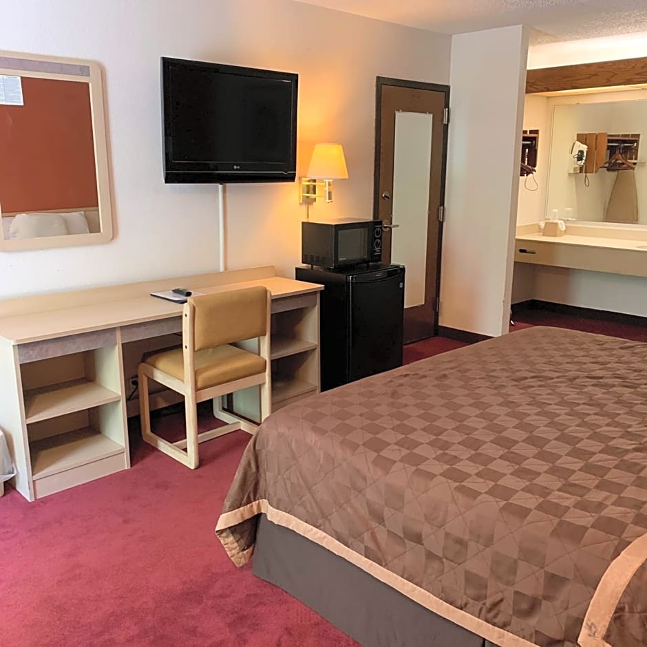 Americas Best Value Inn - Collinsville / St. Louis