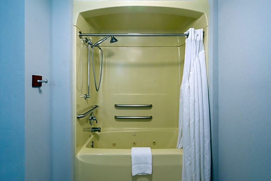 Holiday Inn Express Hotel & Suites Easton By IHG