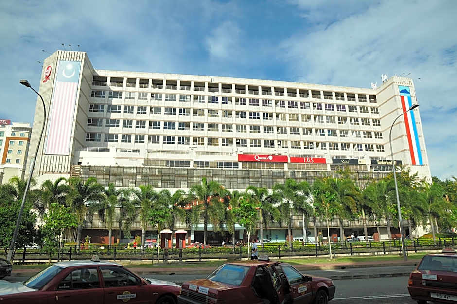 Api Api Guest House