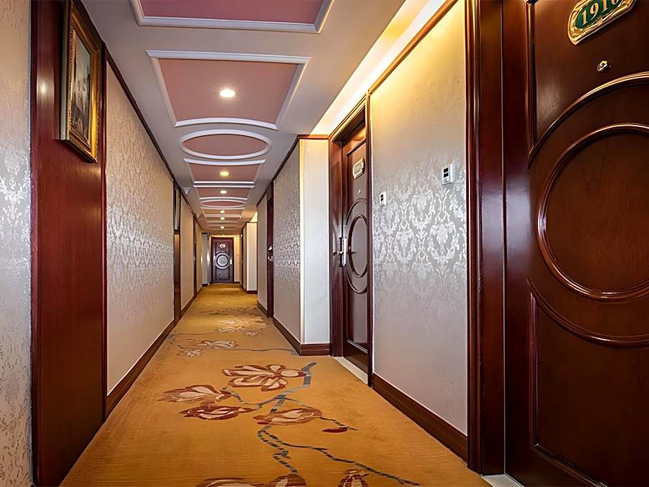 Vienna International Hotel Changsha Furong Square Branch