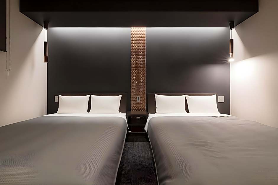 GRAND BASE Hakata Premium