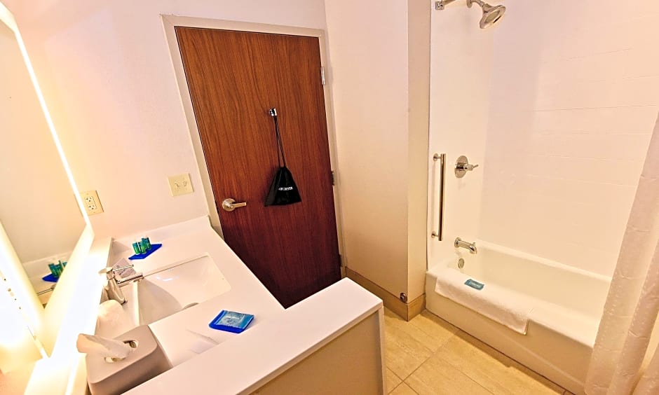 Holiday Inn Express & Suites - Perryville I-55, an IHG Hotel