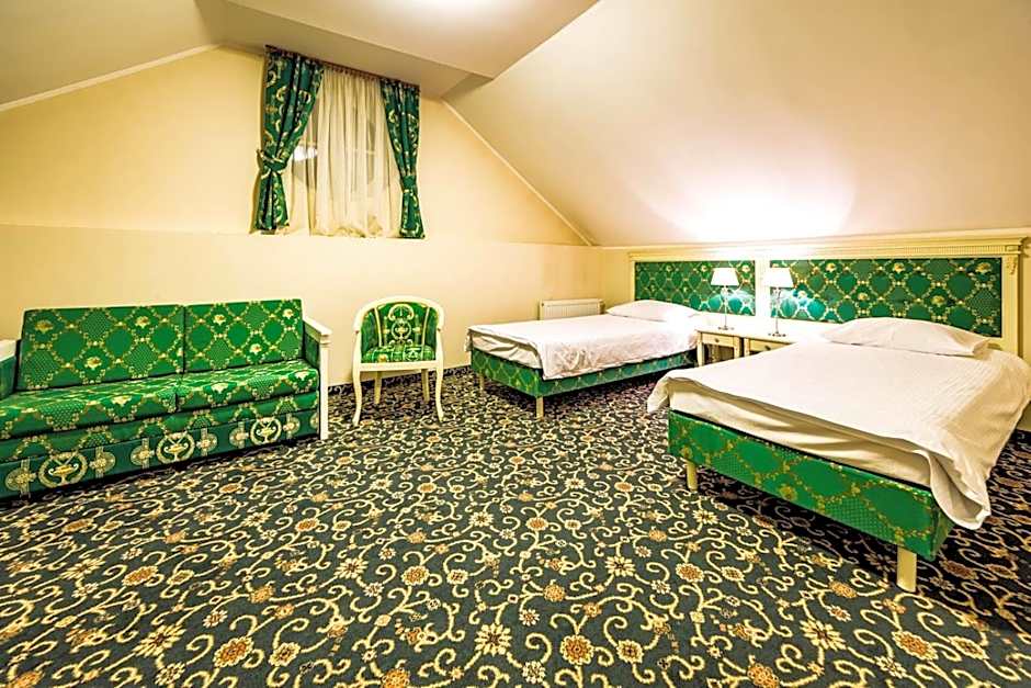 Hotel Sobienie Królewskie