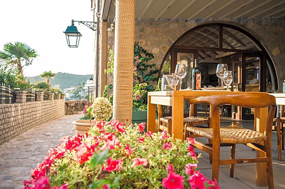 Hotel Pirate Old Town