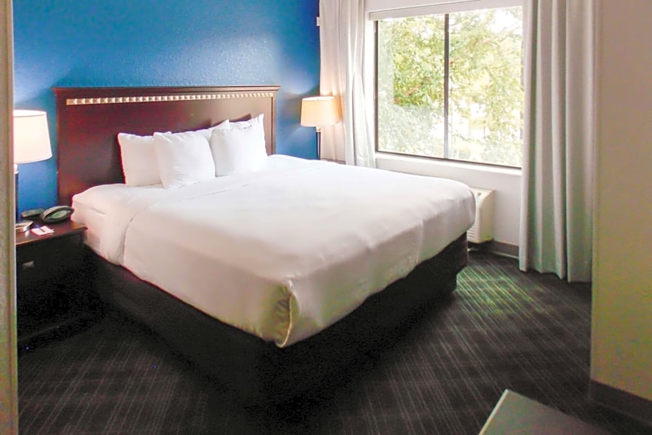 Comfort Suites Salem-Roanoke I-81